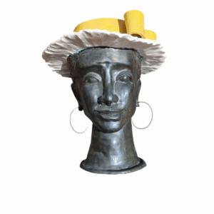 Maceta Dama con Gorro