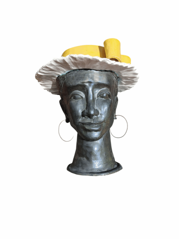 Maceta Dama con Gorro